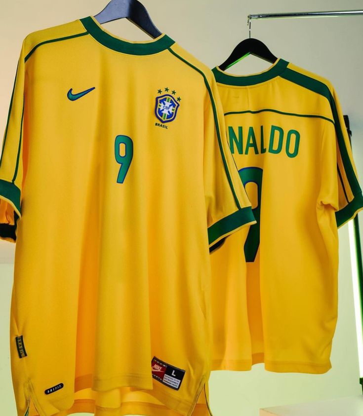 Maillot Vintage Brésil 1998-99 - Un symbole de la samba 🇧🇷