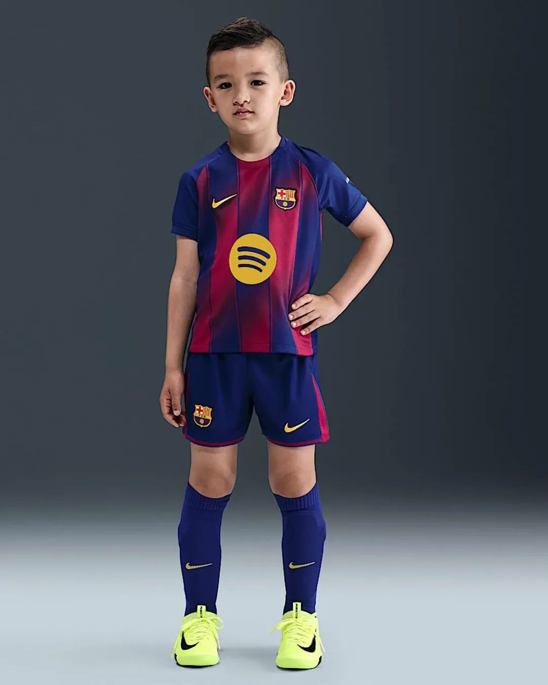 🔵🔴 NOUVEAUX MAILLOTS OFFICIELS 2025/2026 DU BARÇA POUR ENFANTS ! 🔴🔵